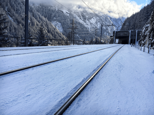 Snow depth profile Gotthard