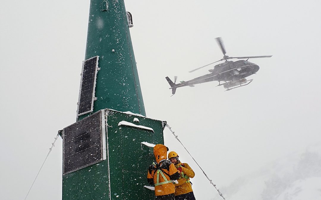 Lawinenradarsystem am Bear Pass in Kanada installiert