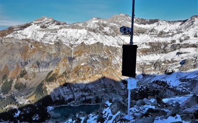 Kandersteg: Geopraevent überwacht Spitze Stei mit Radar und Deformationskamera